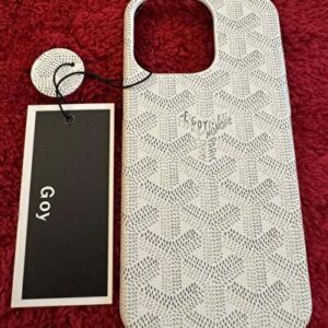 iPhone 15 Pro Max Luxury Patterned Shockproof Case White