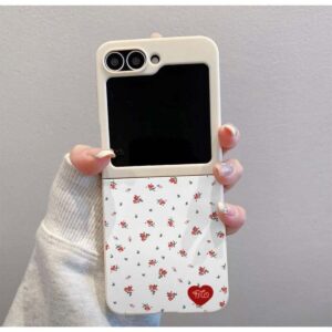 Z flip 7 SE case TPU Shockproof with a White Background, Red Hearts, And Bright Black Patterns