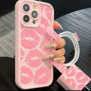 iPhone 14 Plus Pink Kiss Pattern Phone Case + Cable Protectors