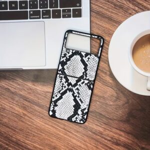 High-Quality Samsung Galaxy Z Flip 7 Snake Skin Patterned Synthetic Leather Phone Case