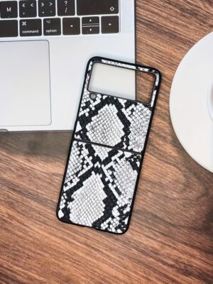 High-Quality Samsung Galaxy Z Flip 7 Snake Skin Patterned Synthetic Leather Phone Case